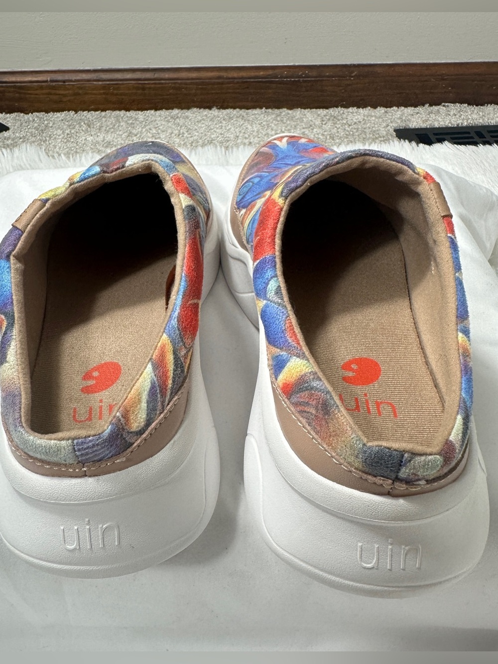UIN Dye-Misty Art Print Slip On Colorful Canvas Casual Comfort Shoes Womens Sz 8 - Picture 9 of 15